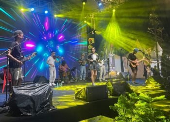 Joget Riang Bareng Orkes Bahagia Tutup Malam Saprahan Khatulistiwa