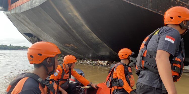 Pencarian Korban Tenggelam di Sungai Kapuas Sanggau Dihentikan, Tim SAR Tutup Operasi Hari Ketujuh