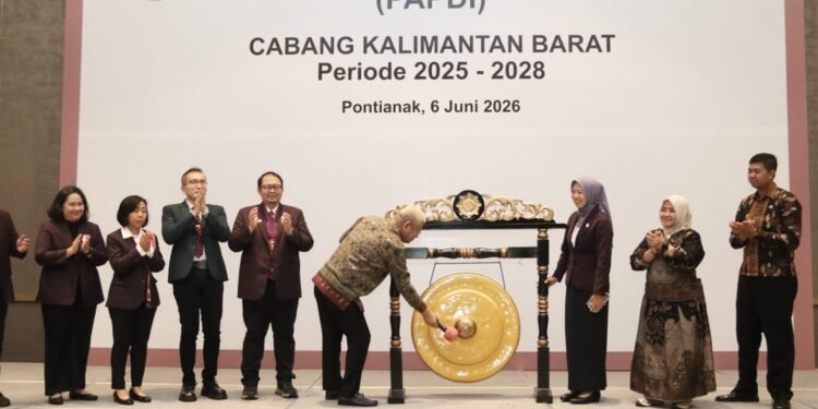 Sekda Kalbar Dorong PAPDI Tingkatkan Kualitas Dokter Spesialis dan Perluas Akses Layanan Kesehatan
