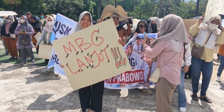 Dukung MBG Berlanjut, Aliansi Masyarakat Kalbar Desak Koruptor Diadili dan Minta Kepastian bagi Mitra Program