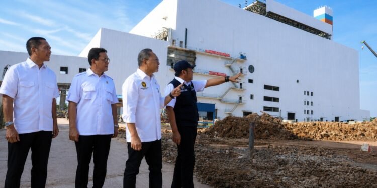 Hari Lingkungan Hidup, Zulhas Dorong Sampah Jadi Energi untuk Hadapi Tiga Krisis Global