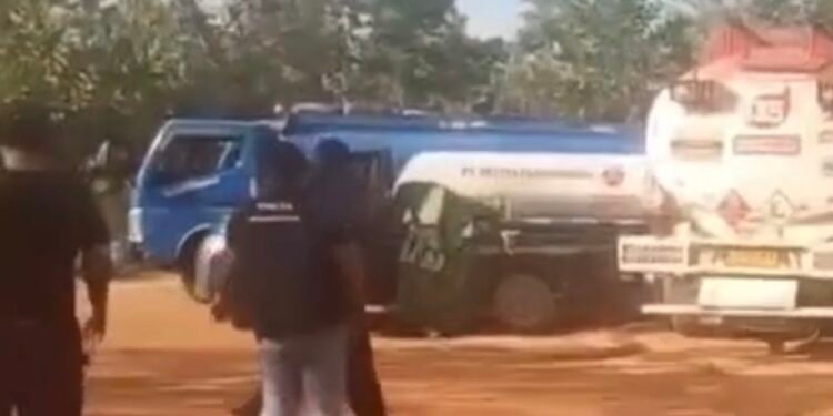 Viral Video Transfer BBM dari Tangki Pertamina ke Armada Swasta, Polda Kalbar Selidiki