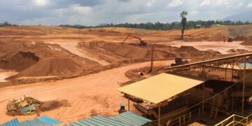 Di Balik Hilirisasi Bauksit di Tayan: Tanah Murah, Janji Kerja, hingga Dugaan Pencemaran