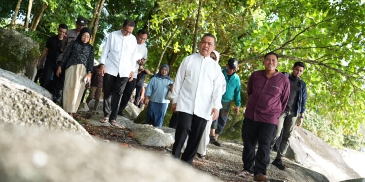 Ria Norsan Bidik Temajuk Jadi Gerbang Wisata Perbatasan, Infrastruktur dan Ekowisata Jadi Prioritas