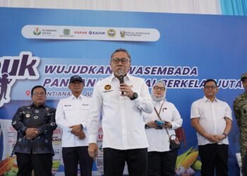 Zulhas Saat Kunker ke Kalbar: Pupuk Subsidi Kini Tiba Sebelum Musim Tanam
