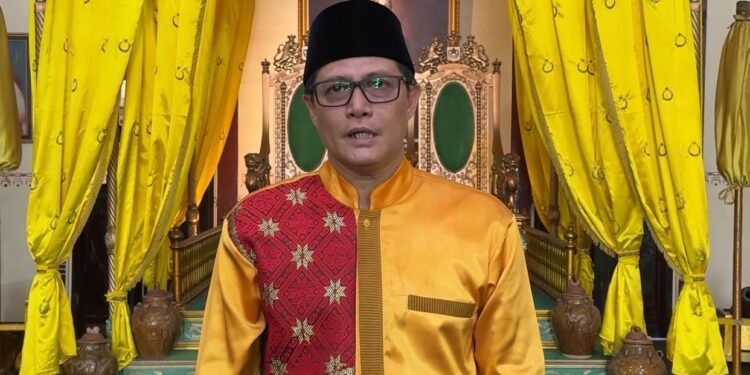 Sultan Pontianak IX Ajak Masyarakat Sukseskan Ekspedisi Merah Putih di Perbatasan Temajuk