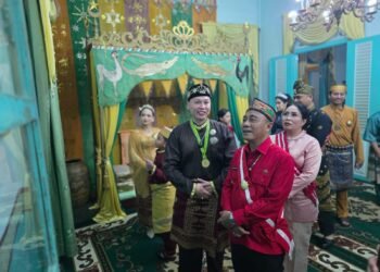Dapat Gelar Pangeran Nata Negeri Utama, Wagub Krisantus Serukan Pelestarian Budaya dan Toleransi