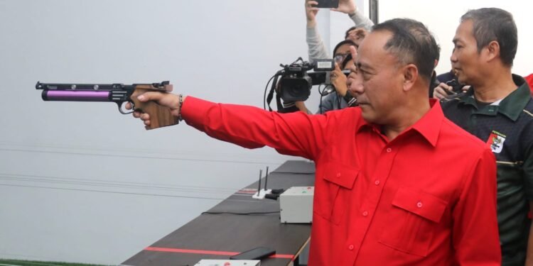 Wagub Krisantus Siapkan Lapangan Tembak Kalbar untuk Pembinaan Atlet