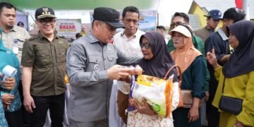 Gubernur Norsan Buka Gema Membangun Desa di Teluk Batang