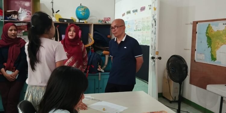 Kang Maman: Di Cerlang, Anak Tak Sekadar Belajar Membaca, tetapi Membaca Kehidupan