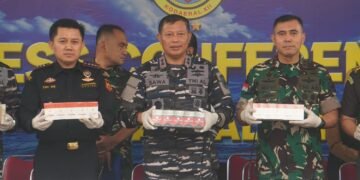 23,6 Juta Batang Rokok Diamankan di Pontianak, Pemilik Muatan Masih Misterius