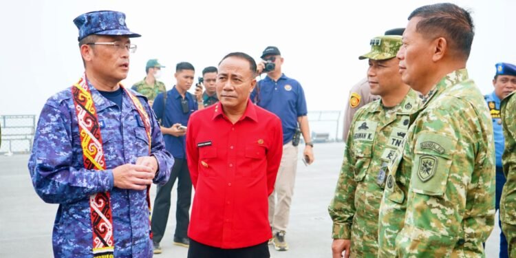 Wagub Krisantus Sambut JS Kunisaki di Kalbar: Chinook Jepang Siap Bantu Padamkan Karhutla