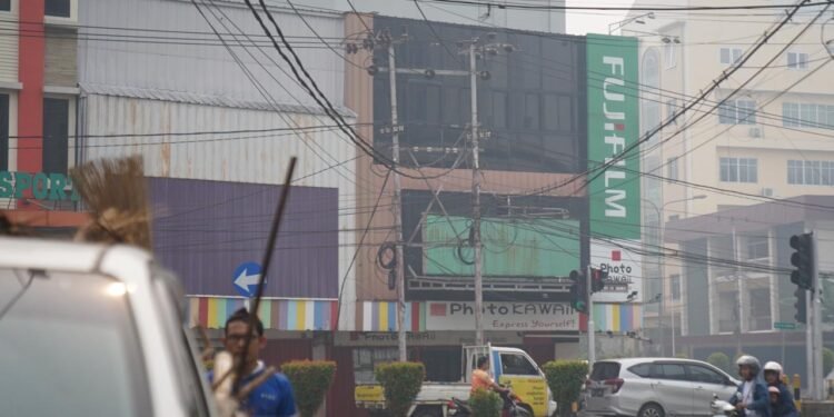 Pemkot Pontianak Mulai Benahi Kabel Semrawut, Siapkan Masterplan Utilitas Bawah Tanah
