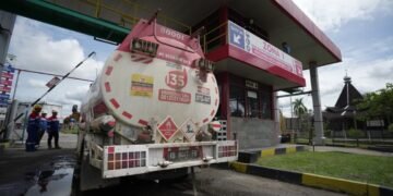 Pertamina Batasi Pembelian Pertalite di Ketapang, Antrean BBM Diurai dari Dua Terminal